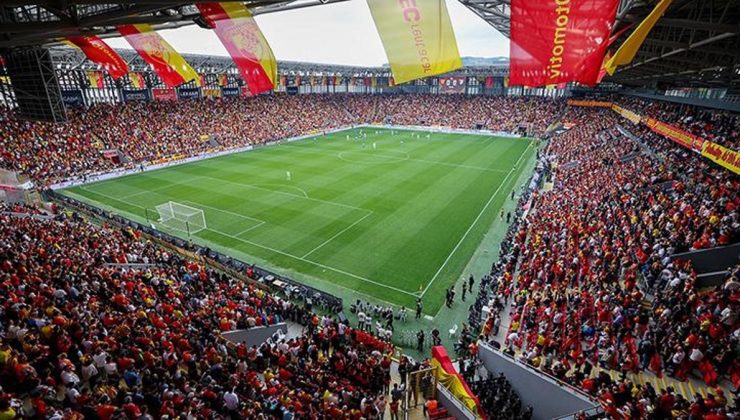 Göztepe taraftarıyla kavuşuyor